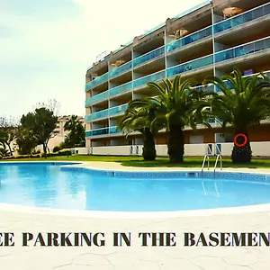 https://appartement-carrer-del-fonoll.catalonia-hotels.com